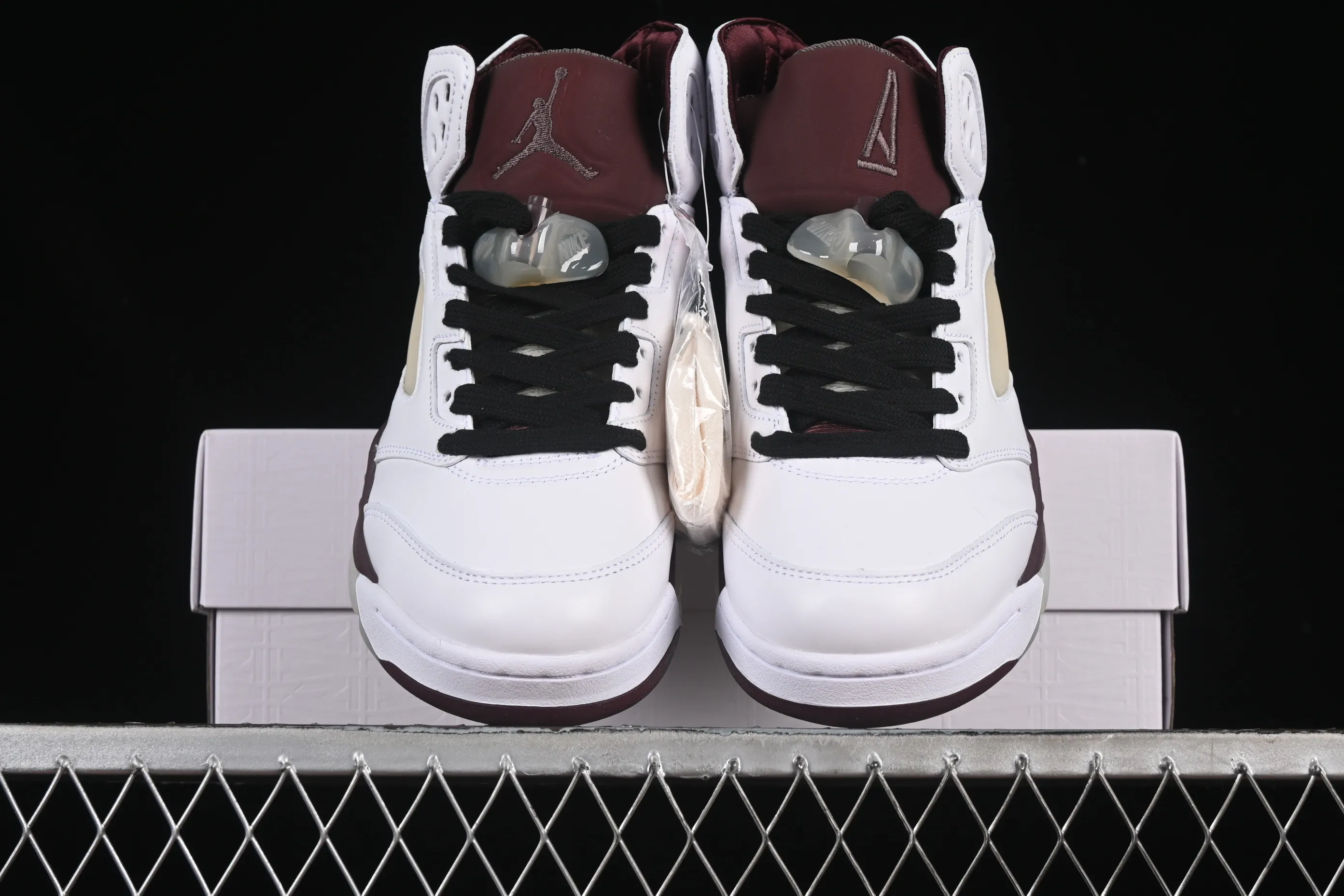 All categories Air Jordan Jordan series basketball shoes Air Jordan 5 L version A Ma Maniere x Air Jordan 5 Retro "Violet Ore" AJ5 Joe 5 white wine red first layer basketball shoes IB1528-100
